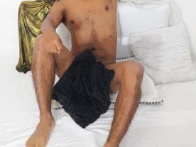 WebCAM of Reyvaj_Male