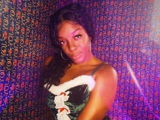 WebCAM of 69blackbarbie