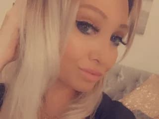 WebCAM of AngelEyesUK