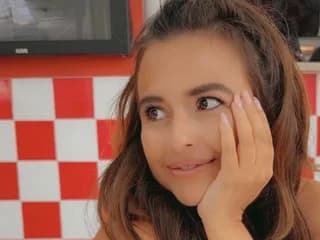 WebCAM of GinaPearlx