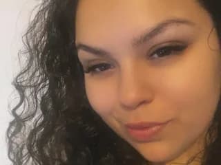 WebCAM of LilMissLayla