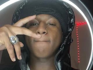 WebCAM of MrTemptations