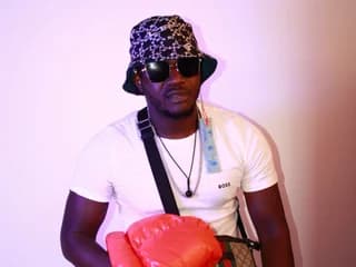 WebCAM of PussyDamager