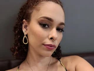 WebCAM of dominamoon